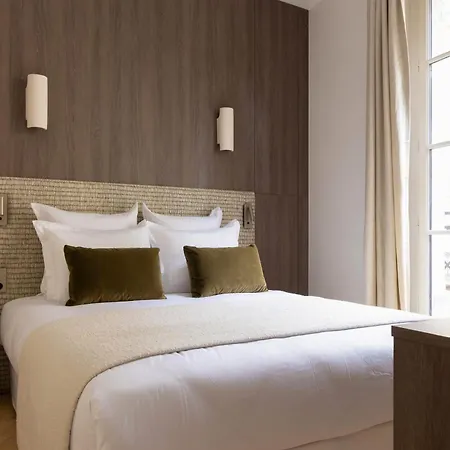 Harmony Collection Iii 3br 6p Opera Grevin París